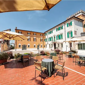 https://villa-malaspina-hotel.hotelinveneto.com